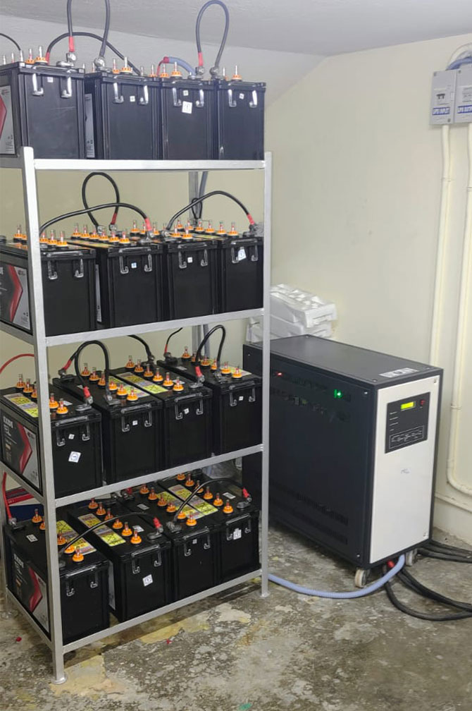 Online UPS for Corporate Office